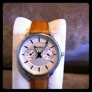 Women’s Fossil Watch Tan Leather Band